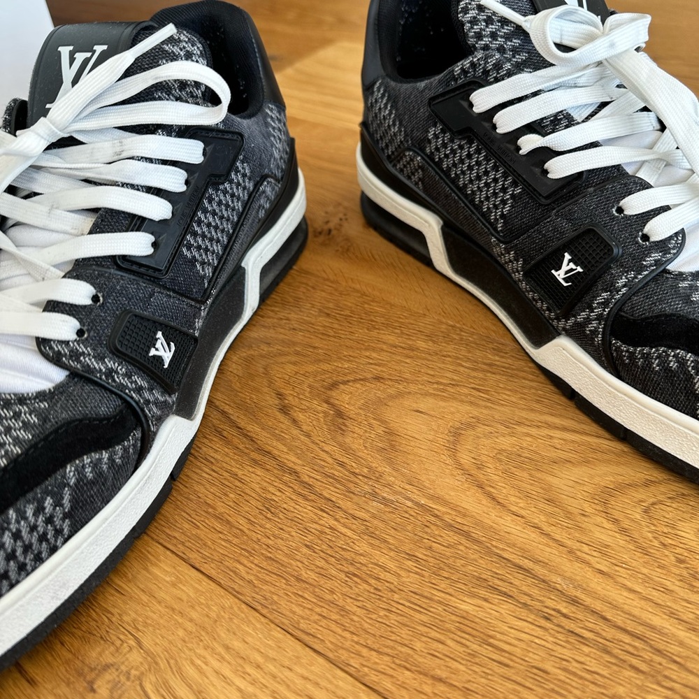 Louis Vuitton Men's Black and Gray Sneakers - Picture 6 of 7